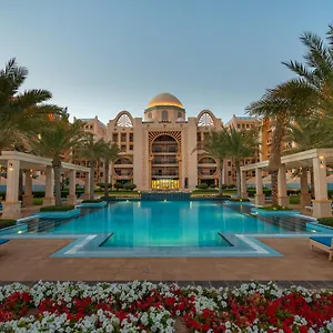 Apartman Globalstay At Palm Jumeirah Beachfront Paradise With Pool And Gym, Dubaj