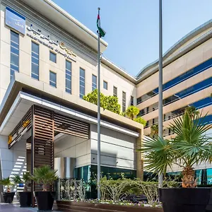 מלון Novotel Mall Avenue, דובאי